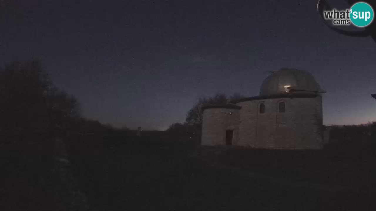 Višnjan Observatory Webcam: Gaze into the Cosmos from Istria, Croatia