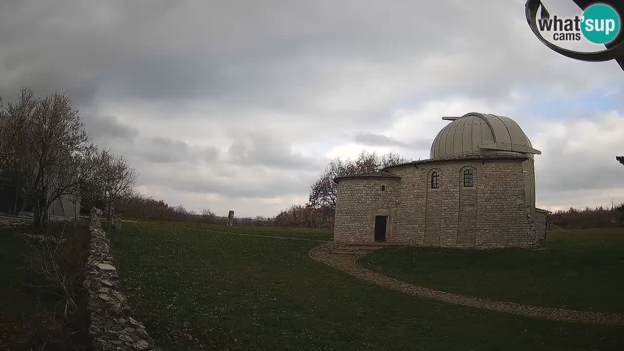 Višnjan Observatory Webcam: Gaze into the Cosmos from Istria, Croatia