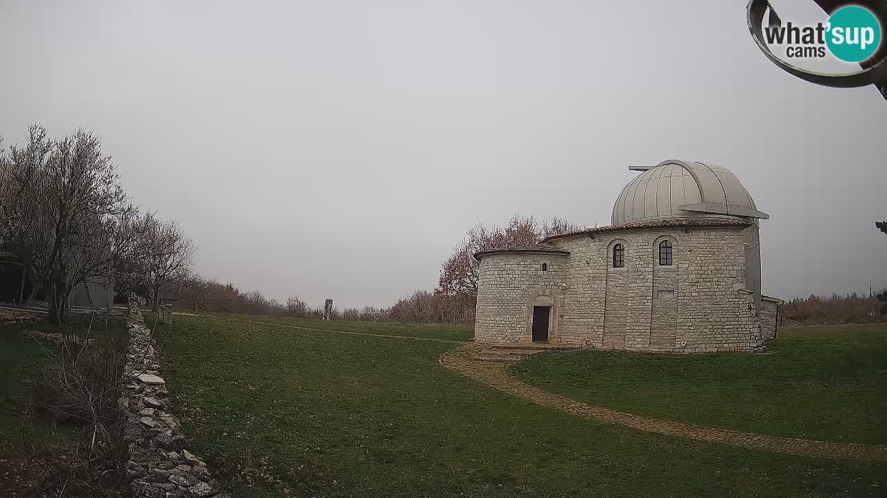 Višnjan Observatory Webcam: Gaze into the Cosmos from Istria, Croatia