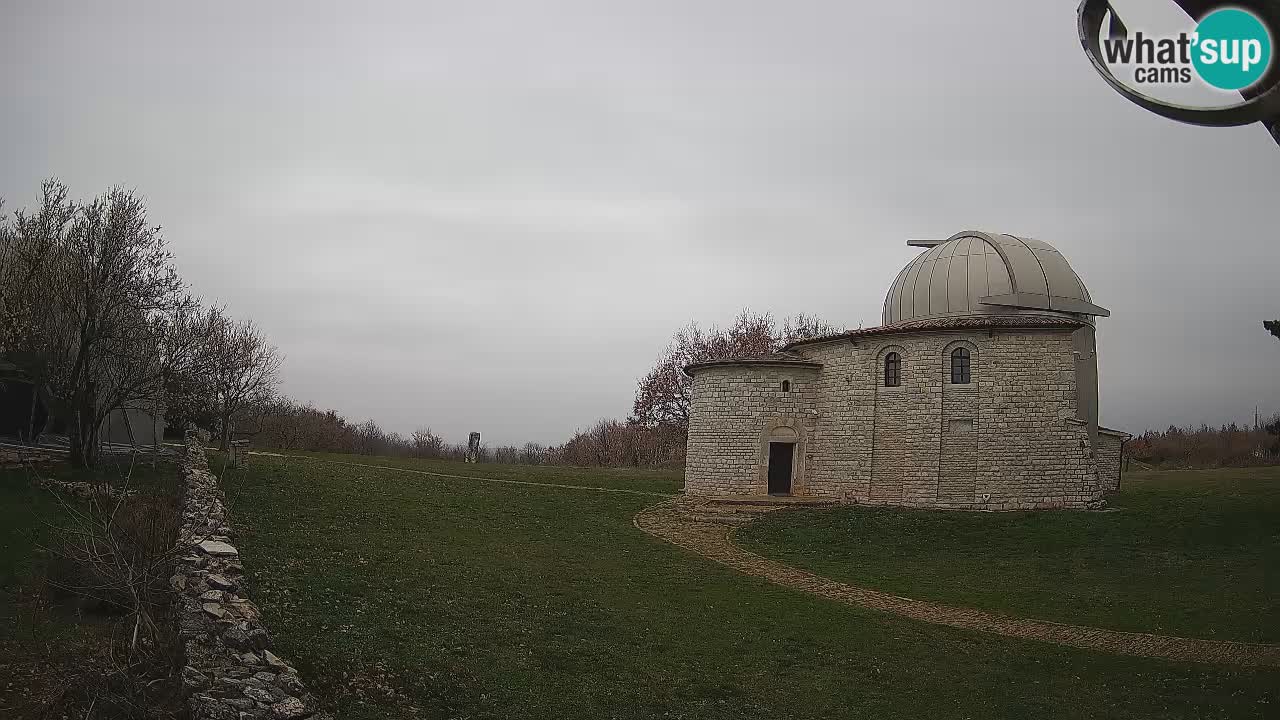 Višnjan Observatory Webcam: Gaze into the Cosmos from Istria, Croatia