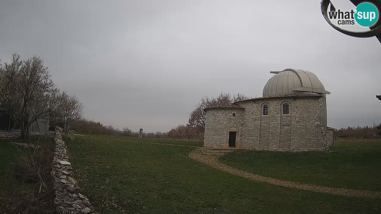 Višnjan Observatory Webcam: Gaze into the Cosmos from Istria, Croatia