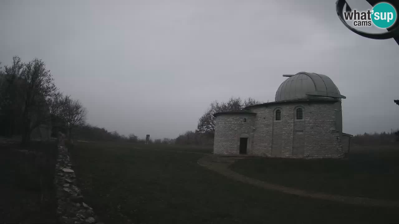 Višnjan Observatory Webcam: Gaze into the Cosmos from Istria, Croatia