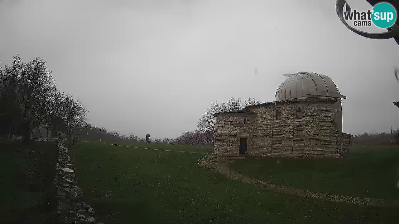 Višnjan Observatory Webcam: Gaze into the Cosmos from Istria, Croatia