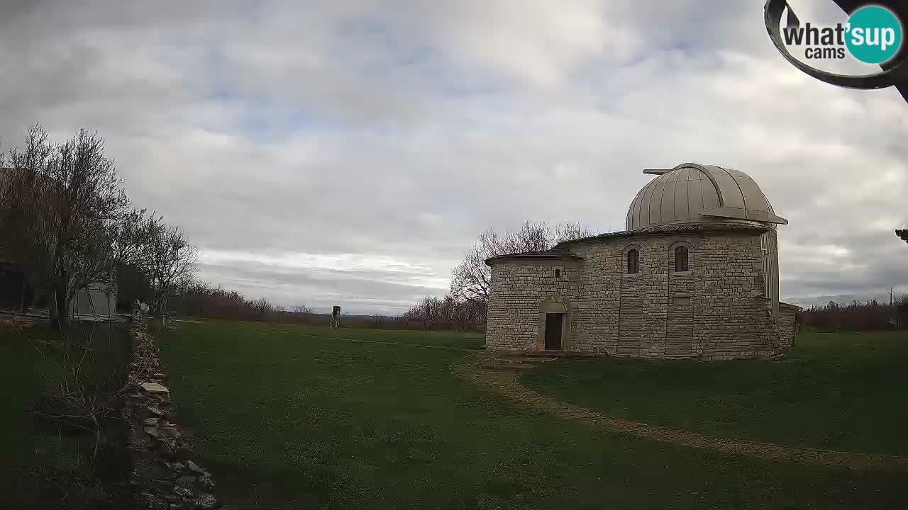 Višnjan Observatory Webcam: Gaze into the Cosmos from Istria, Croatia