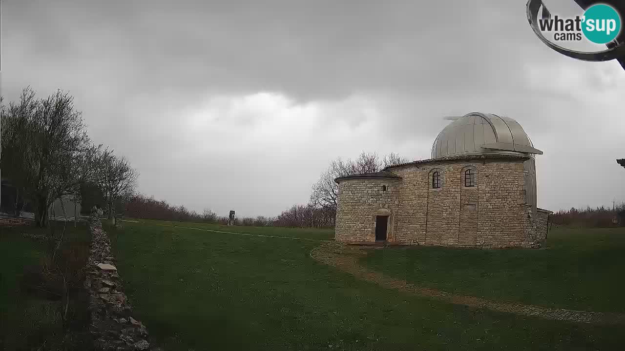 Višnjan Observatory Webcam: Gaze into the Cosmos from Istria, Croatia