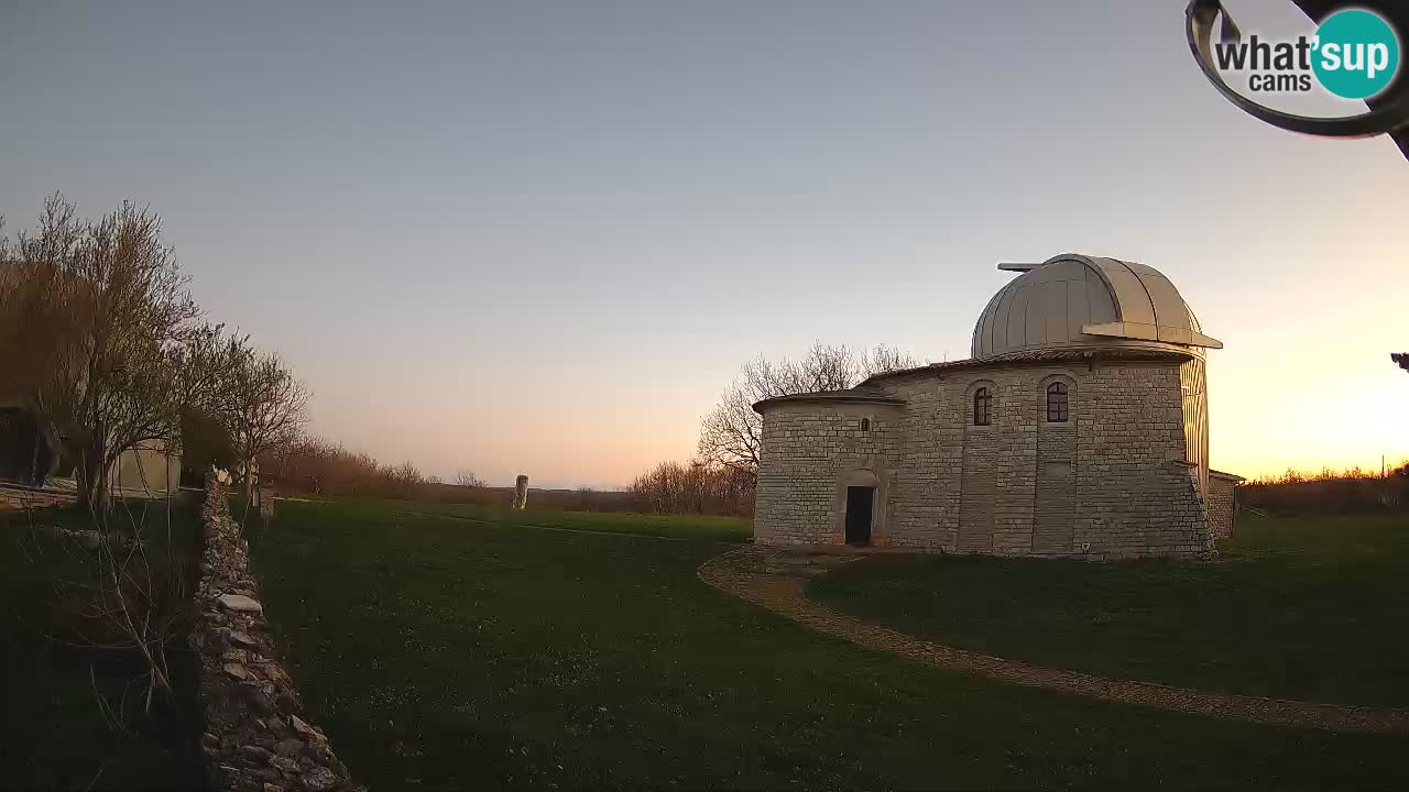 Višnjan Observatory Webcam: Gaze into the Cosmos from Istria, Croatia