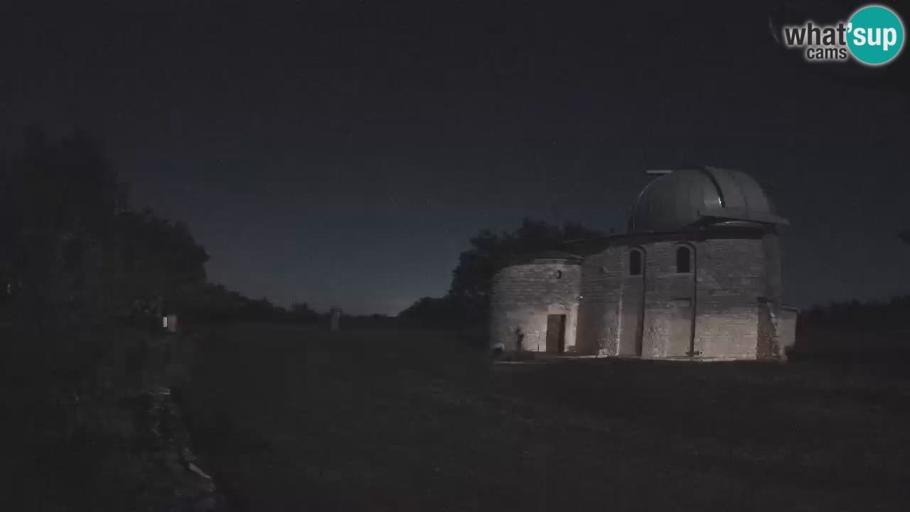 Višnjan Observatory Webcam: Gaze into the Cosmos from Istria, Croatia