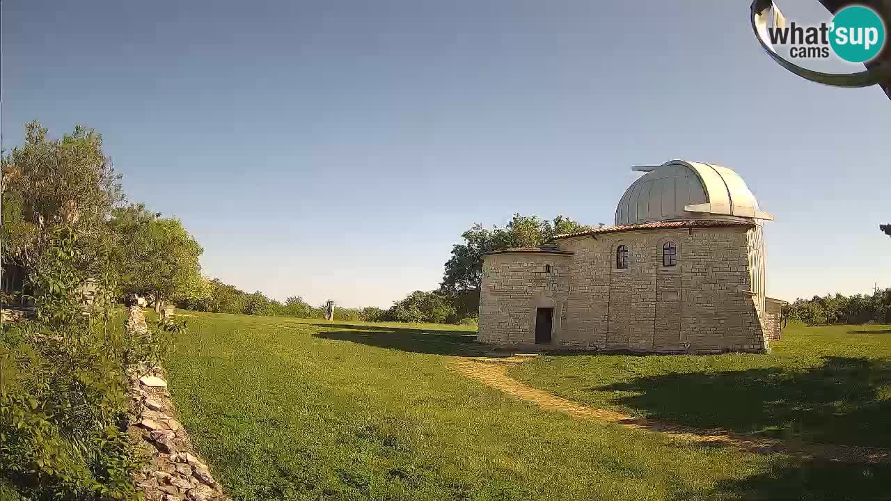 Višnjan Observatory Webcam: Gaze into the Cosmos from Istria, Croatia