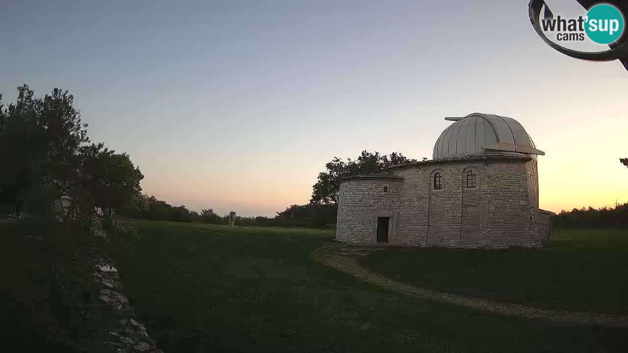 Višnjanska observatorijska spletna kamera: Opazujte vesolje iz Istre, Hrvaška