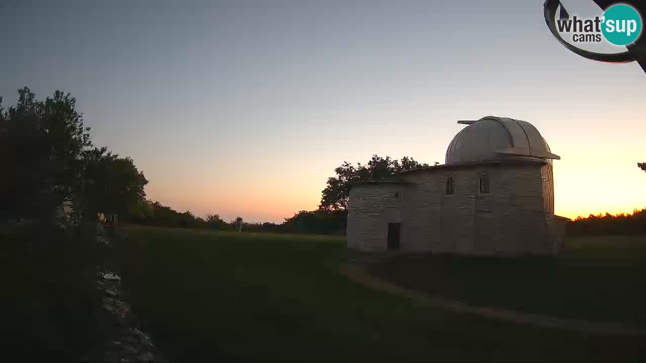 Višnjanska observatorijska spletna kamera: Opazujte vesolje iz Istre, Hrvaška