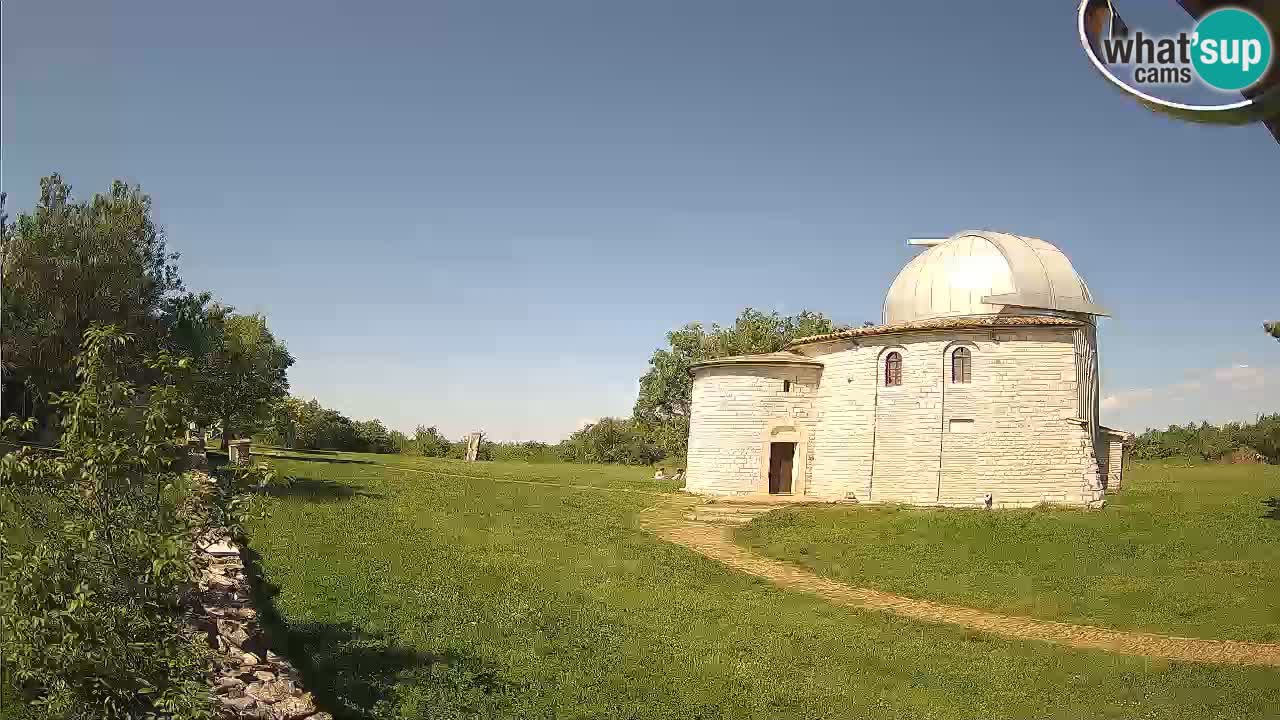 Višnjan Observatory Webcam: Gaze into the Cosmos from Istria, Croatia