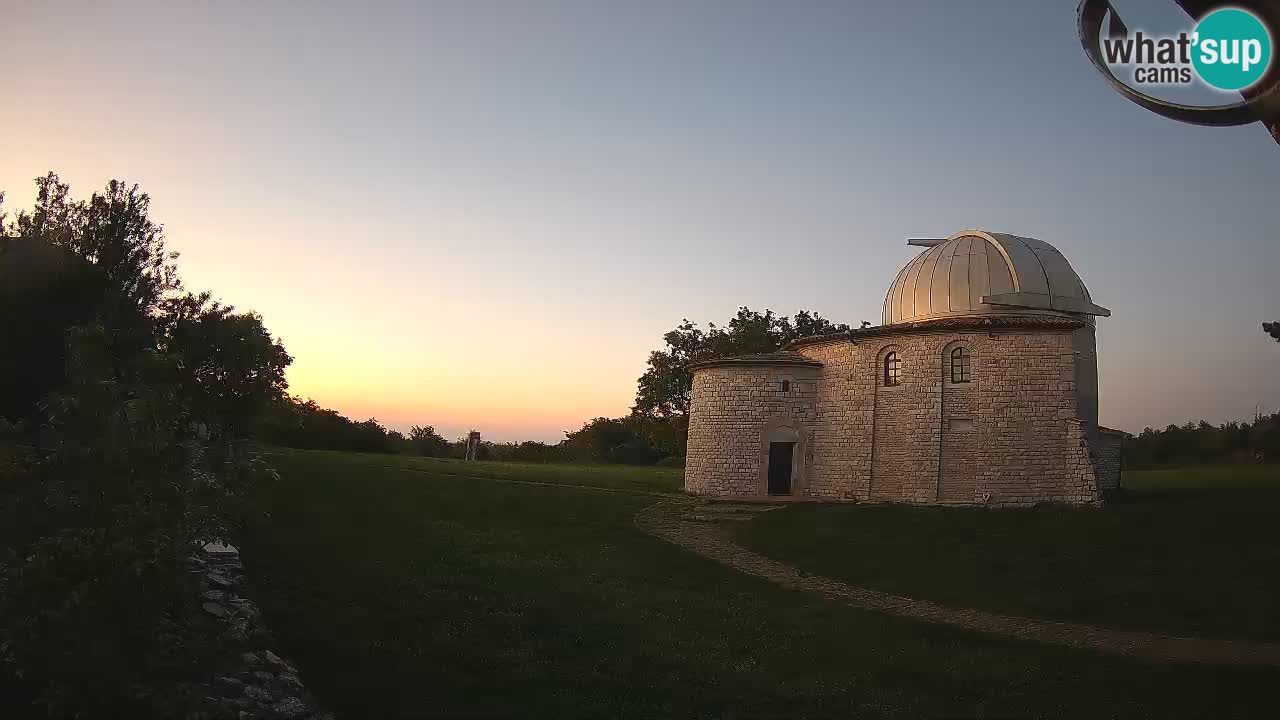 Webcam de l’Observatoire de Višnjan: Plongez dans le cosmos depuis l’Istrie, Croatie