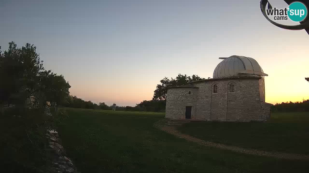 Webcam de l’Observatoire de Višnjan: Plongez dans le cosmos depuis l’Istrie, Croatie