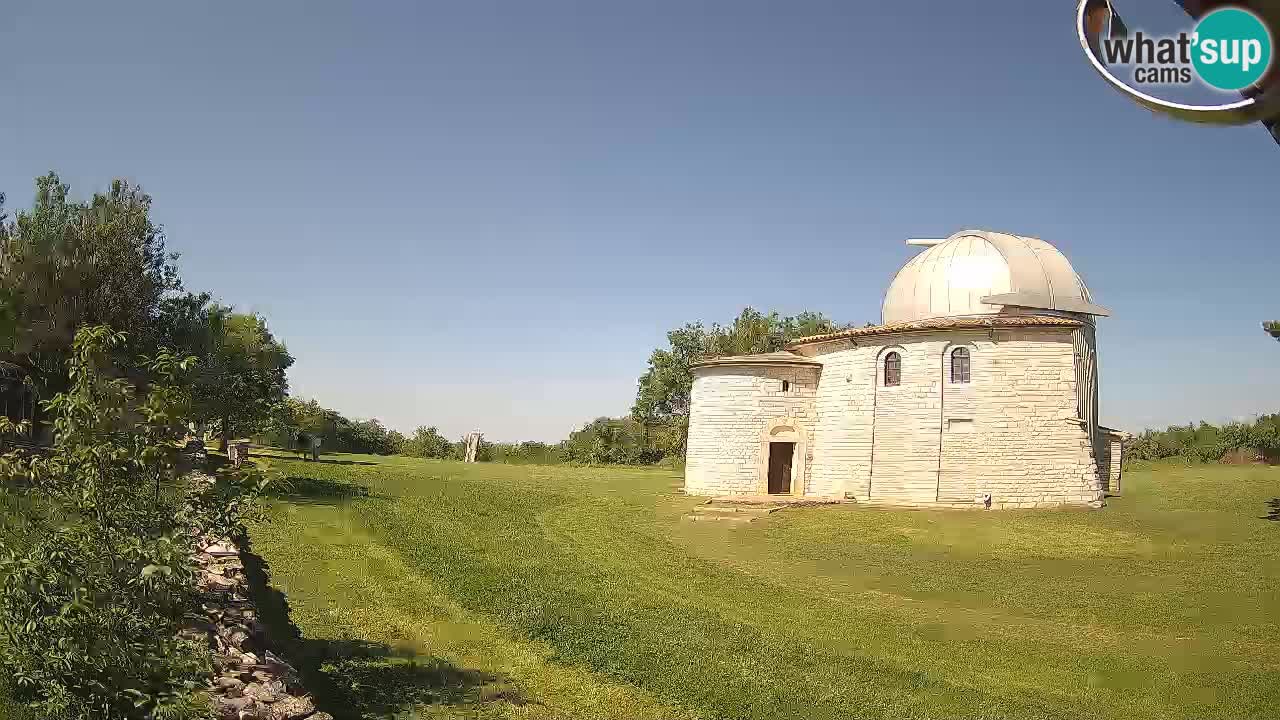Višnjan Observatory Webcam: Gaze into the Cosmos from Istria, Croatia