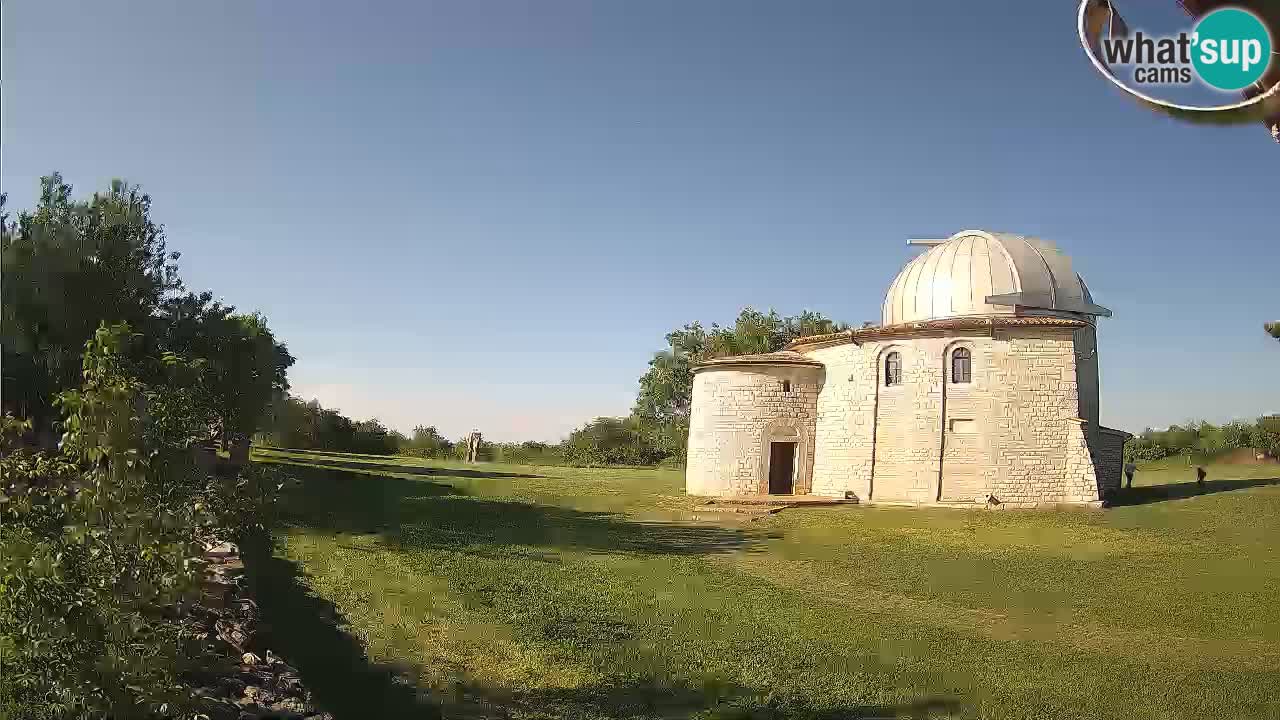 Višnjan Observatory Webcam: Gaze into the Cosmos from Istria, Croatia