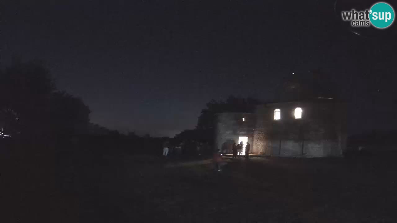 Višnjan Observatory Webcam: Gaze into the Cosmos from Istria, Croatia