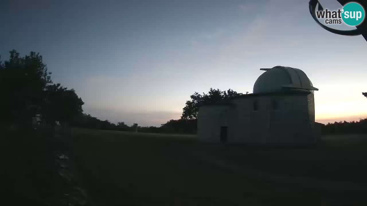 Višnjan Observatory Webcam: Gaze into the Cosmos from Istria, Croatia