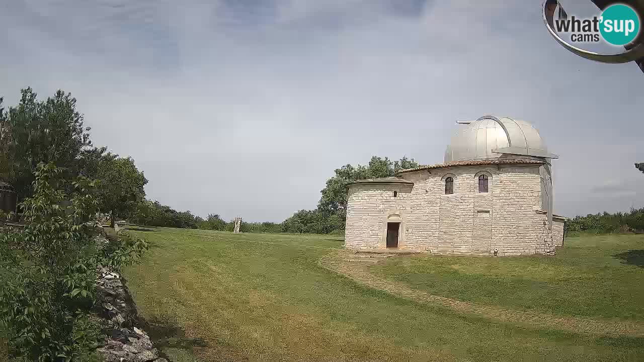 Višnjan Observatory Webcam: Gaze into the Cosmos from Istria, Croatia