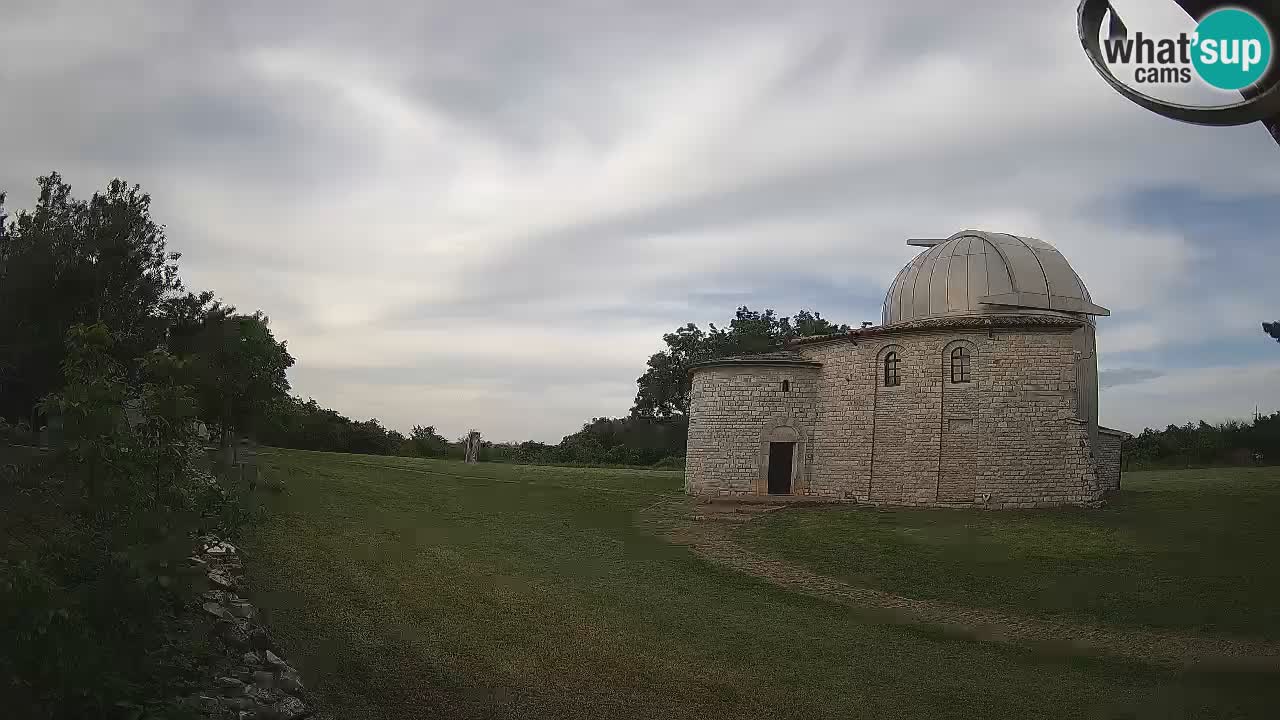 Webcam de l’Observatoire de Višnjan: Plongez dans le cosmos depuis l’Istrie, Croatie