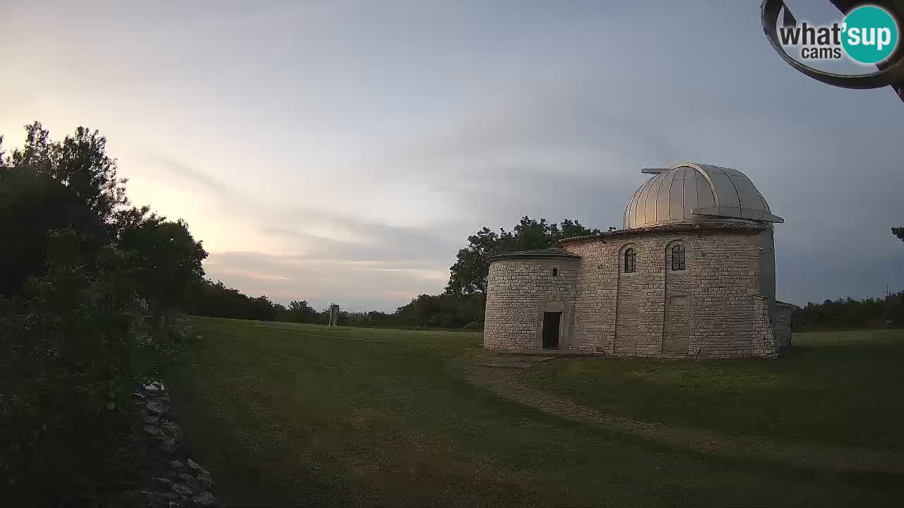 Višnjan Observatory Webcam: Gaze into the Cosmos from Istria, Croatia