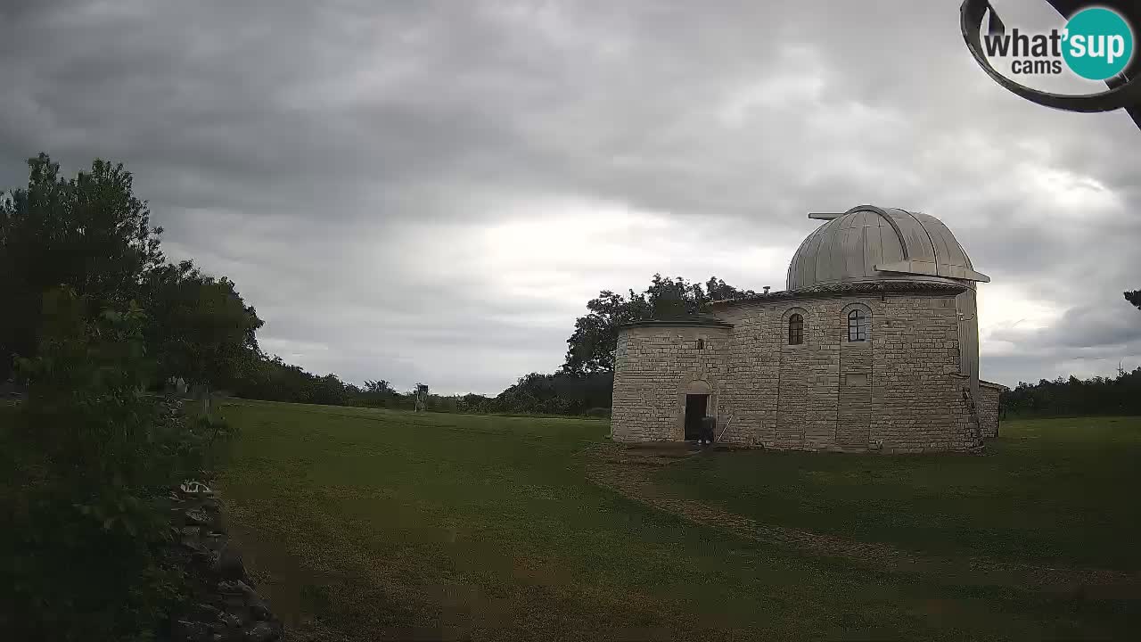 Webcam de l’Observatoire de Višnjan: Plongez dans le cosmos depuis l’Istrie, Croatie