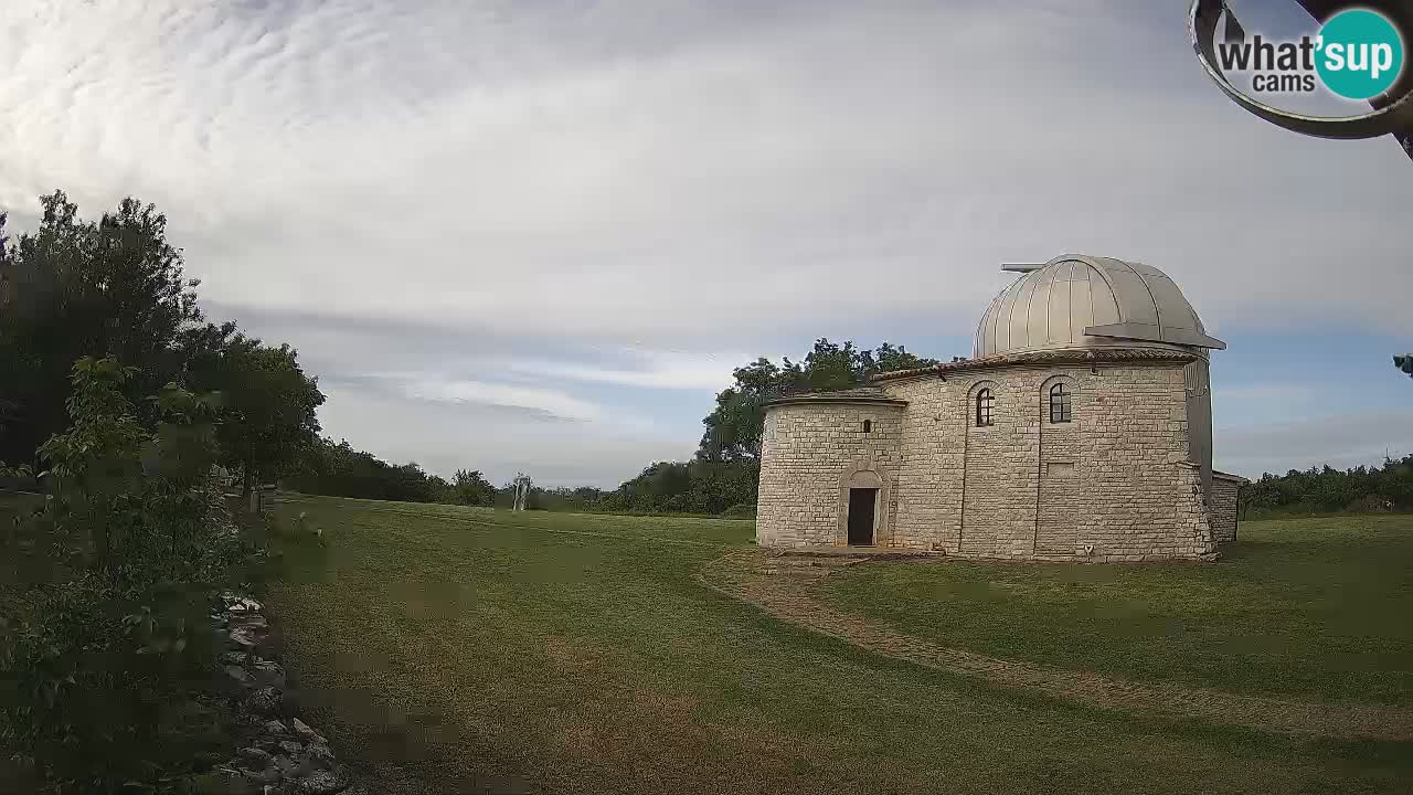 Webcam de l’Observatoire de Višnjan: Plongez dans le cosmos depuis l’Istrie, Croatie