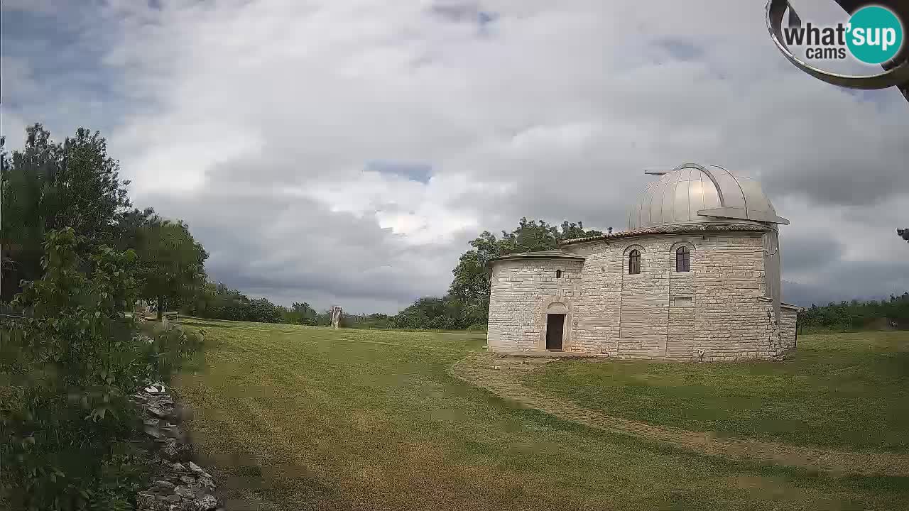 Višnjan Observatory Webcam: Gaze into the Cosmos from Istria, Croatia