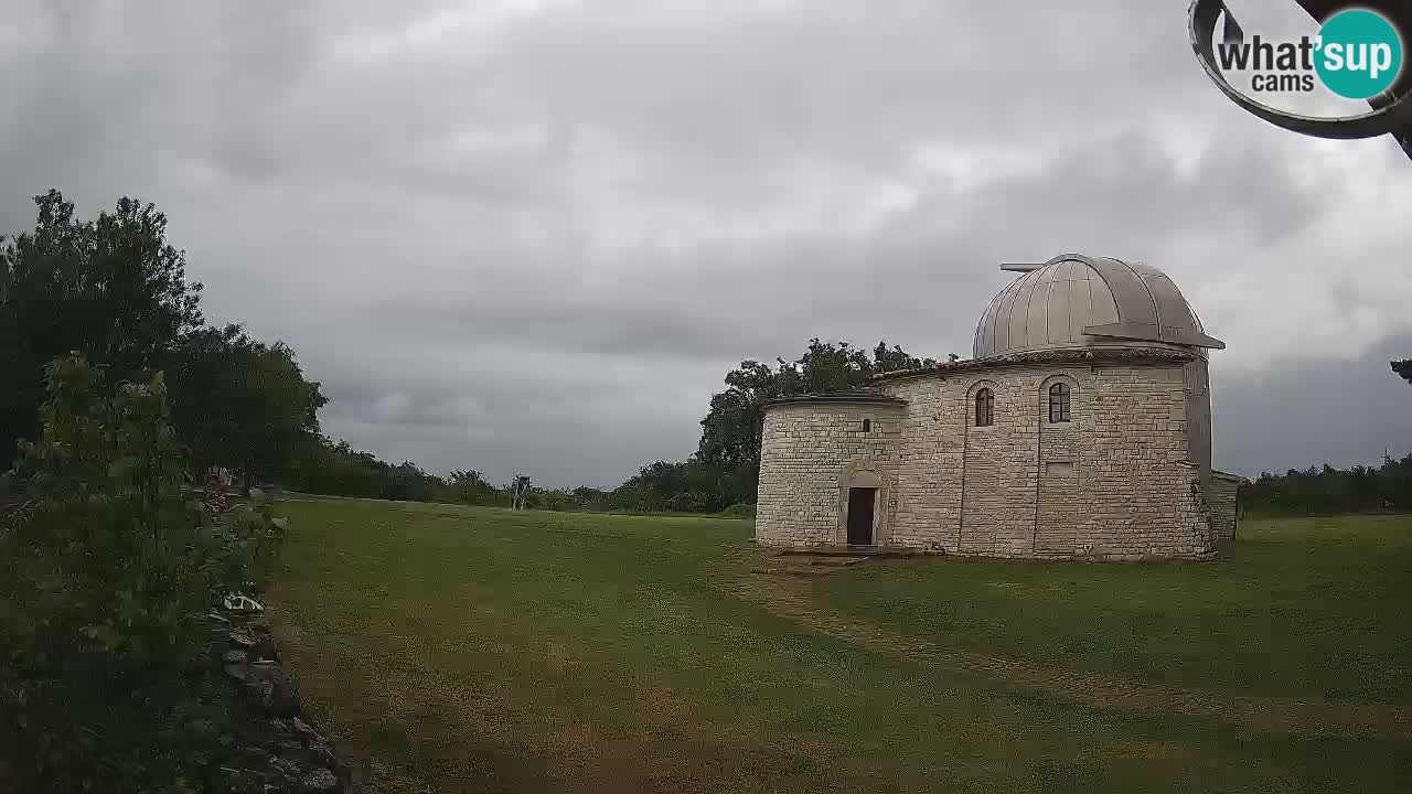 Višnjan Observatory Webcam: Gaze into the Cosmos from Istria, Croatia