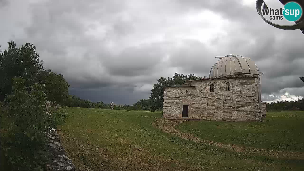 Višnjan Observatory Webcam: Gaze into the Cosmos from Istria, Croatia