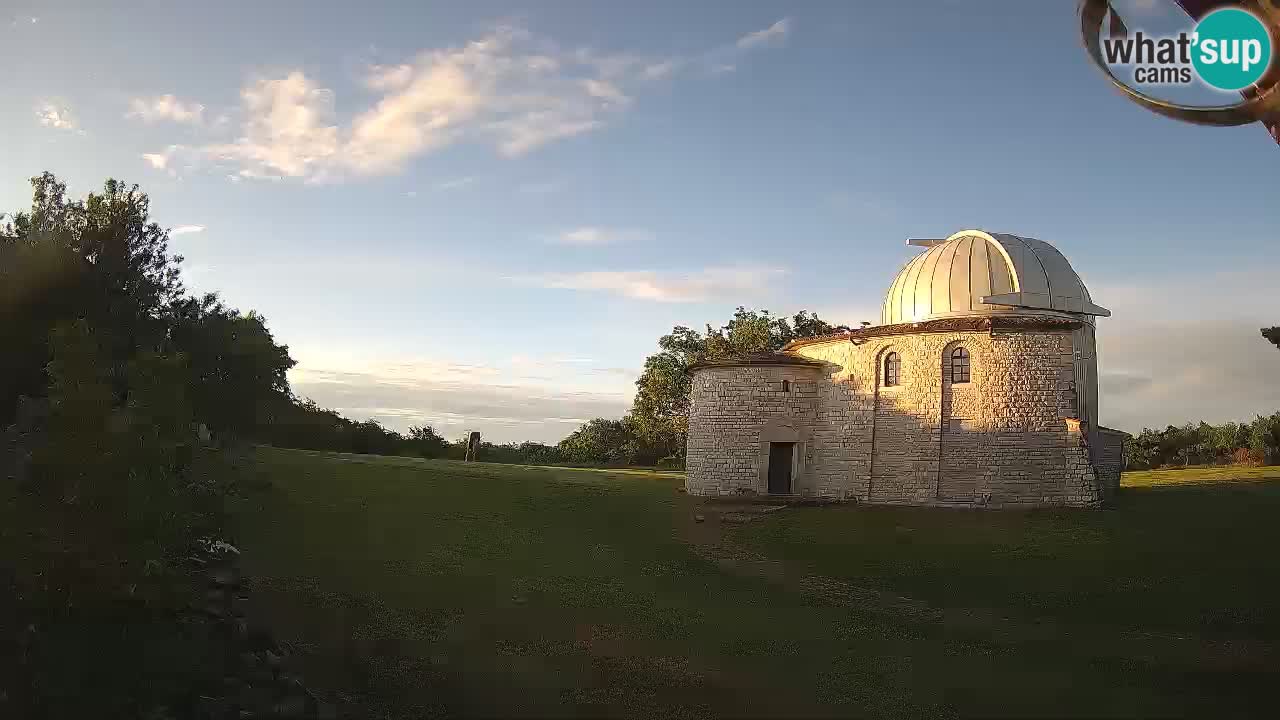 Webcam de l’Observatoire de Višnjan: Plongez dans le cosmos depuis l’Istrie, Croatie