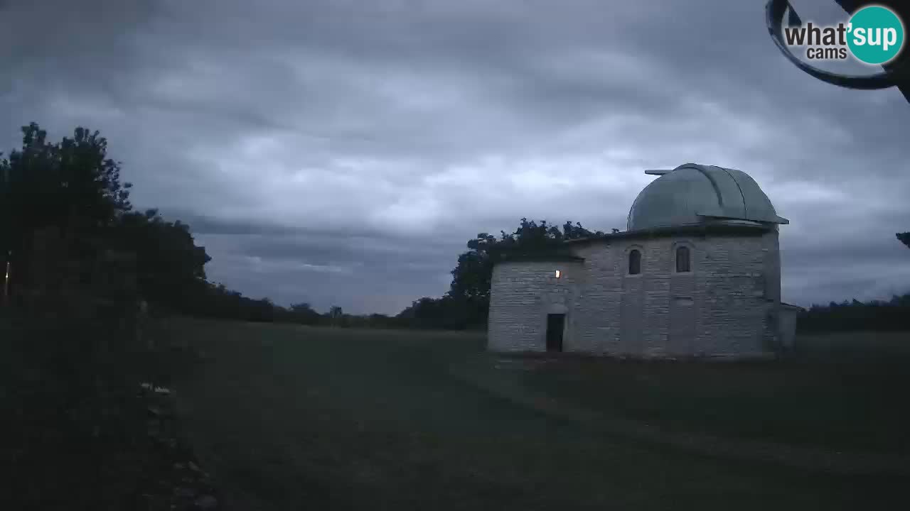 Višnjanska observatorijska spletna kamera: Opazujte vesolje iz Istre, Hrvaška
