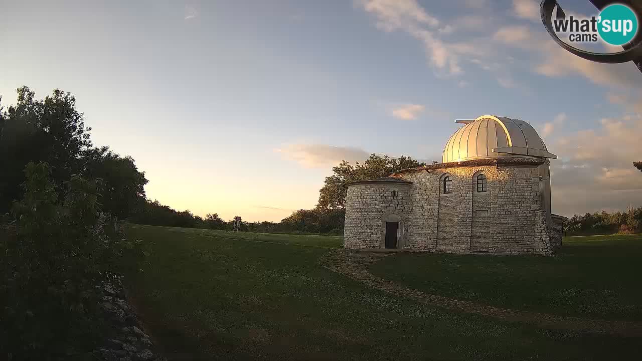 Webcam de l’Observatoire de Višnjan: Plongez dans le cosmos depuis l’Istrie, Croatie