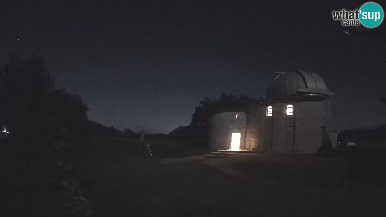 Webcam de l’Observatoire de Višnjan: Plongez dans le cosmos depuis l’Istrie, Croatie