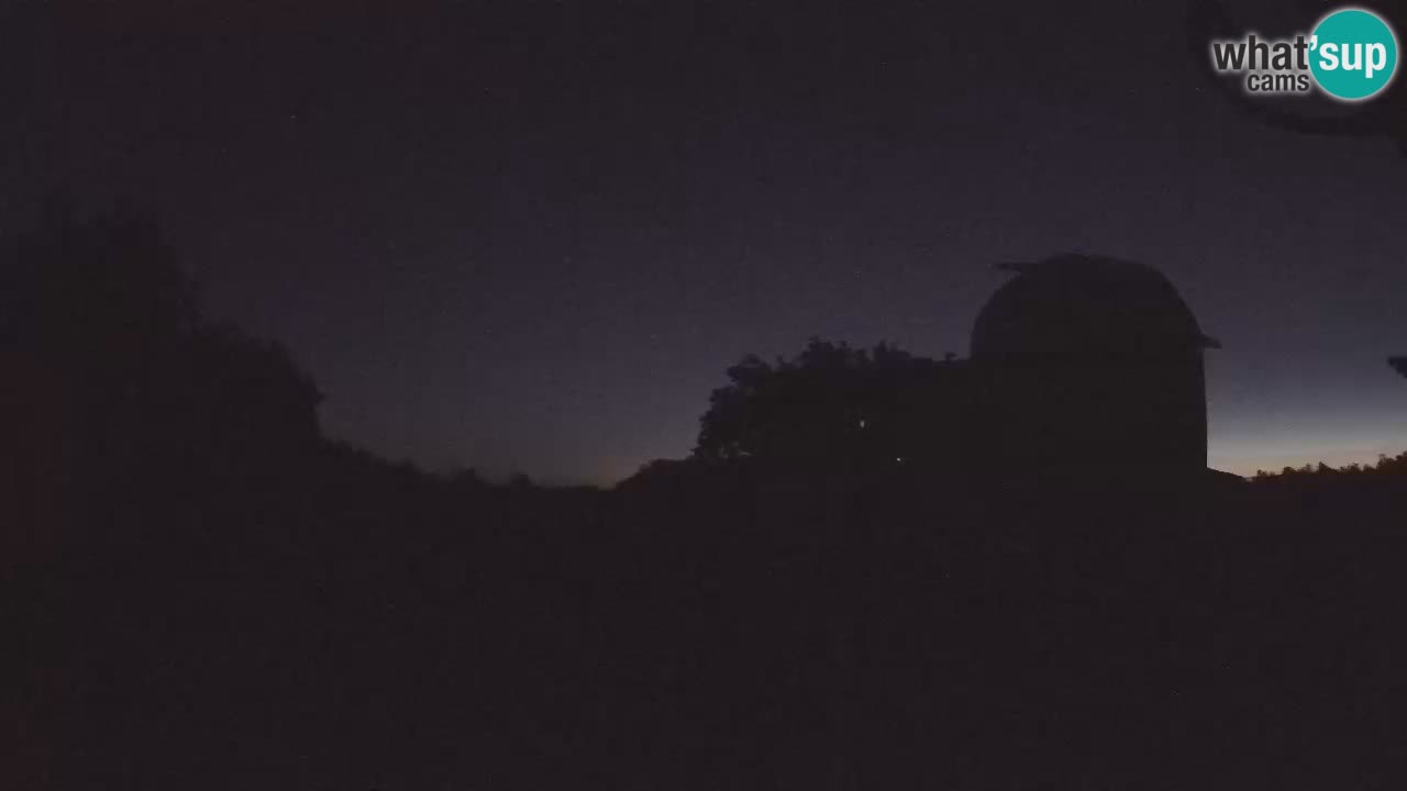 Višnjan Observatory Webcam: Gaze into the Cosmos from Istria, Croatia