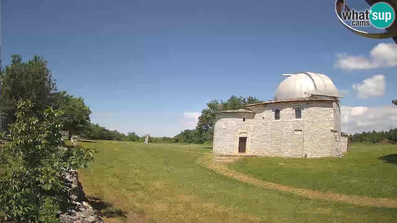 Višnjan Observatory Webcam: Gaze into the Cosmos from Istria, Croatia