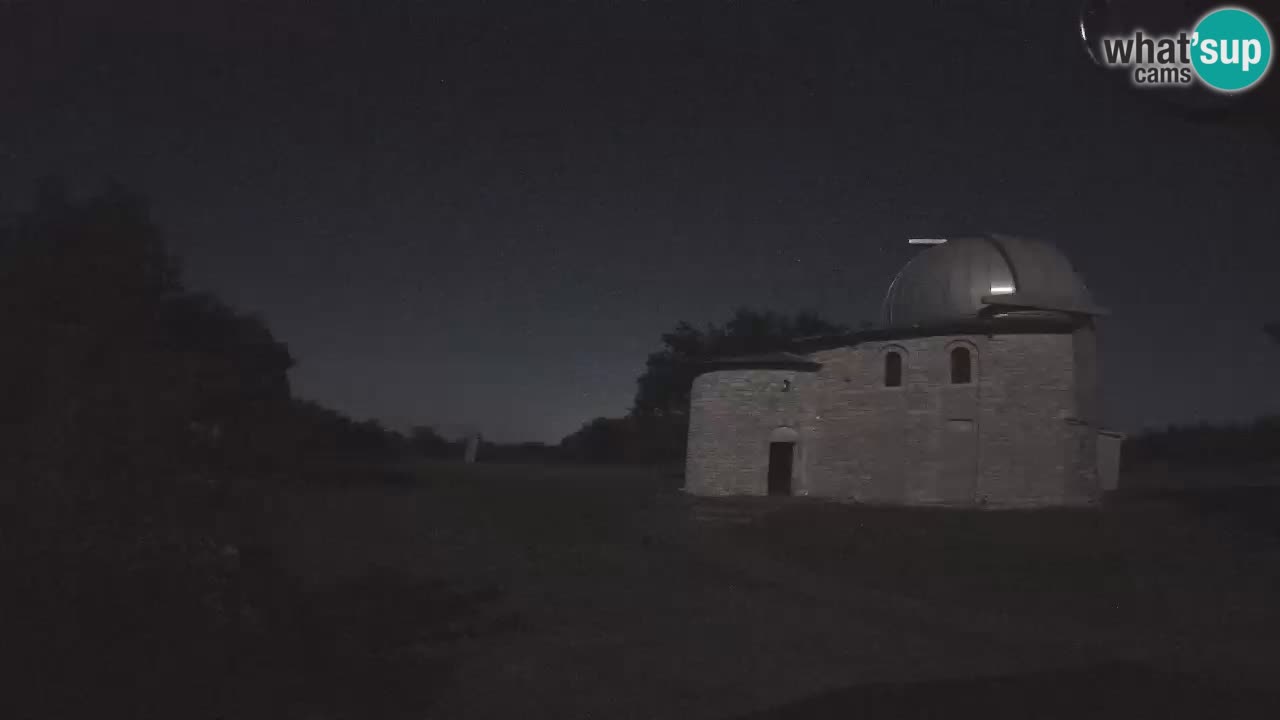 Višnjan Observatory Webcam: Gaze into the Cosmos from Istria, Croatia