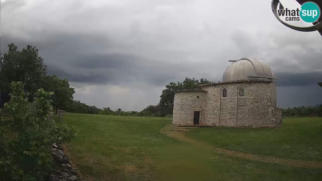 Višnjan Observatory Webcam: Gaze into the Cosmos from Istria, Croatia