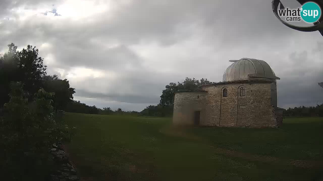 Višnjanska observatorijska spletna kamera: Opazujte vesolje iz Istre, Hrvaška