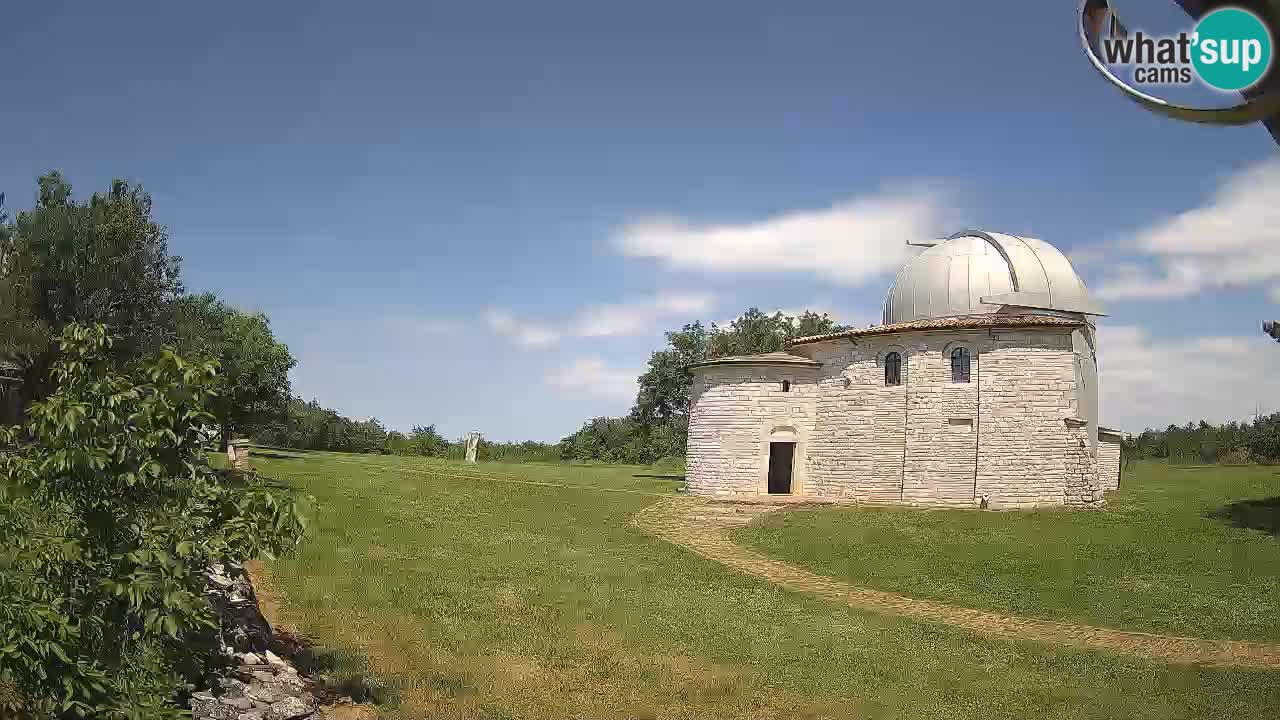 Višnjan Observatory Webcam: Gaze into the Cosmos from Istria, Croatia