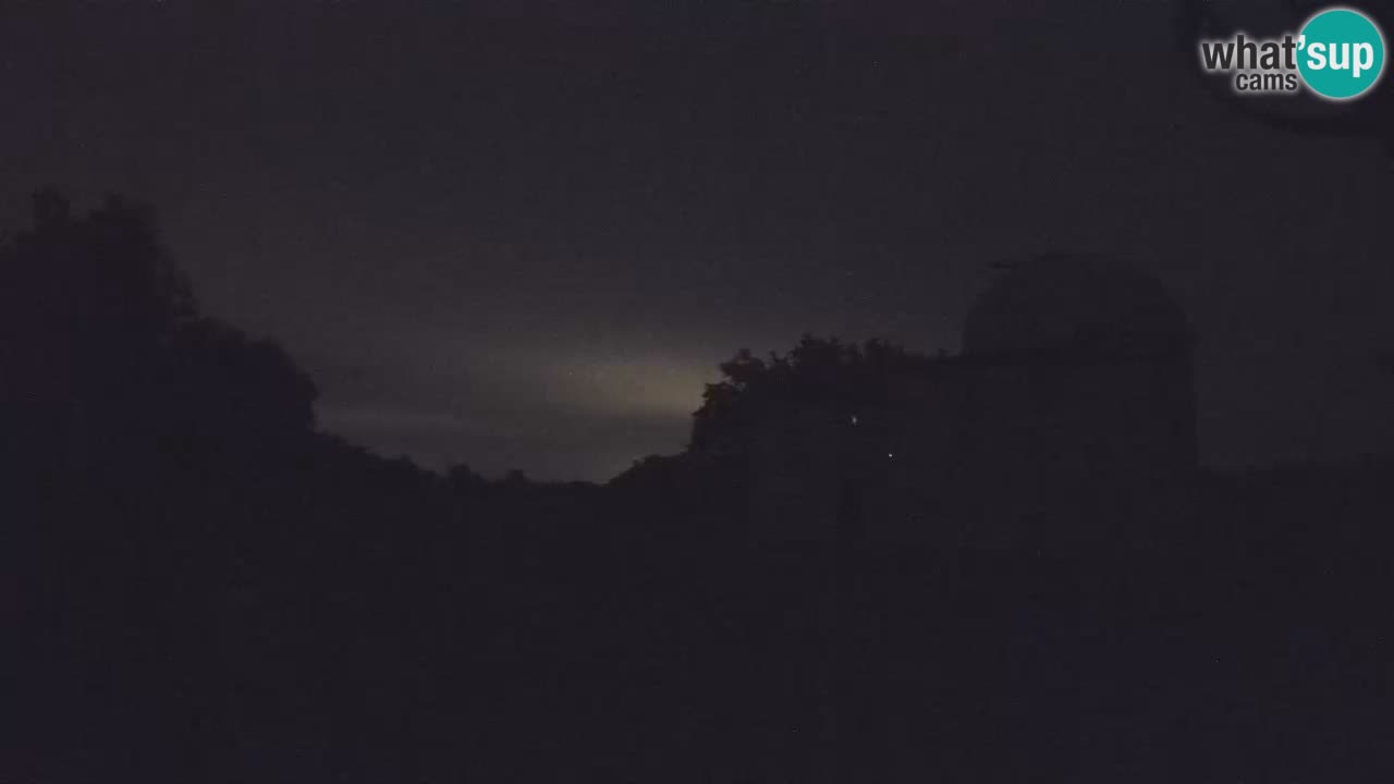 Višnjan Observatory Webcam: Gaze into the Cosmos from Istria, Croatia