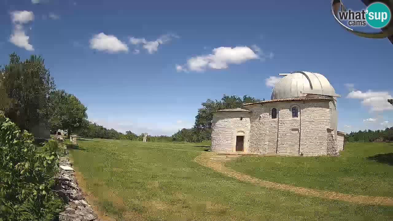Višnjan Observatory Webcam: Gaze into the Cosmos from Istria, Croatia