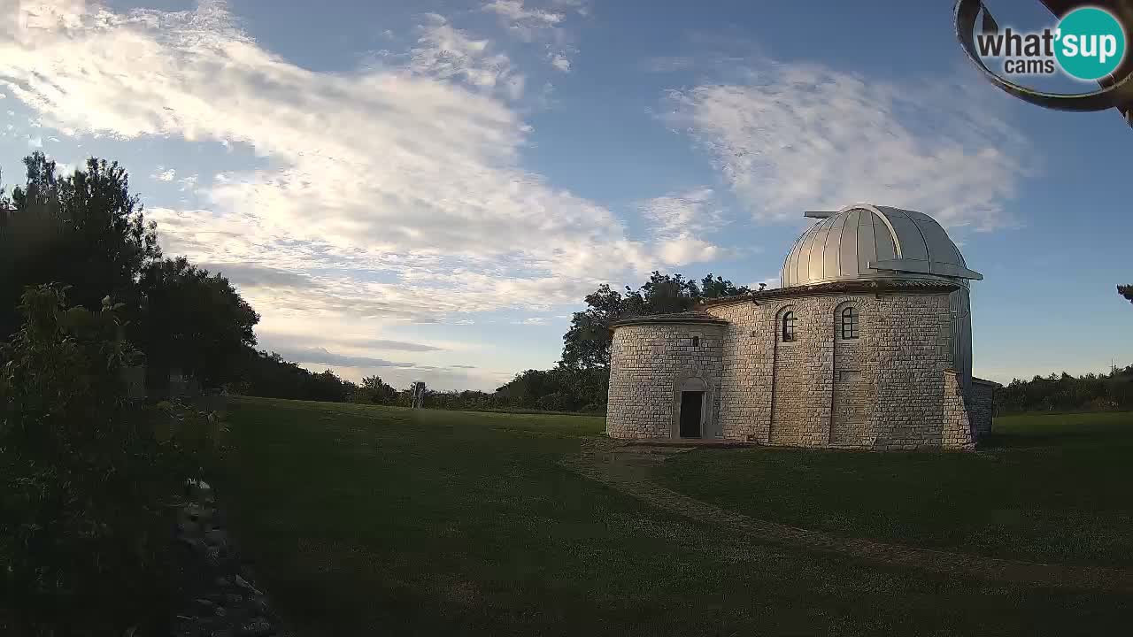 Višnjan Observatory Webcam: Gaze into the Cosmos from Istria, Croatia