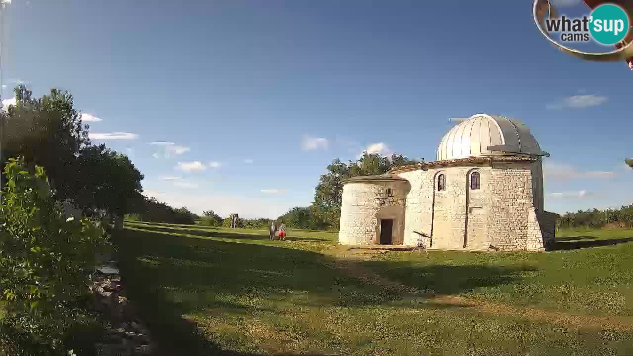 Višnjanska observatorijska spletna kamera: Opazujte vesolje iz Istre, Hrvaška