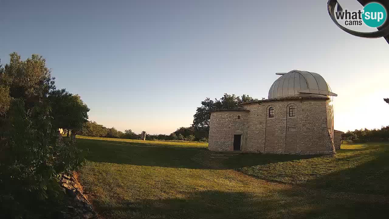 Višnjanska observatorijska spletna kamera: Opazujte vesolje iz Istre, Hrvaška
