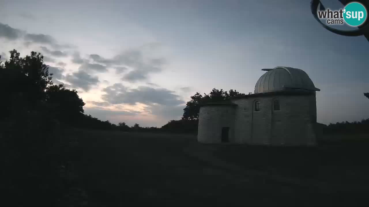 Višnjanska observatorijska spletna kamera: Opazujte vesolje iz Istre, Hrvaška