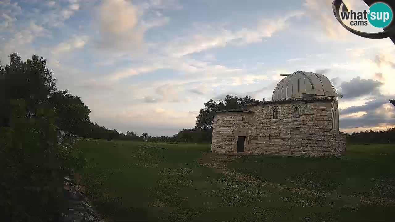 Višnjanska observatorijska spletna kamera: Opazujte vesolje iz Istre, Hrvaška