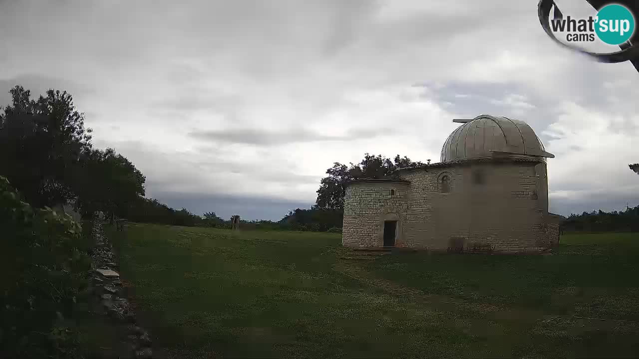 Višnjan Observatory Webcam: Gaze into the Cosmos from Istria, Croatia