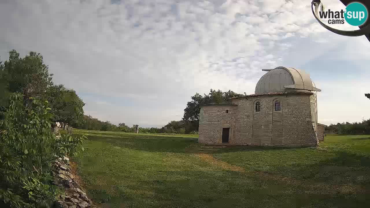 Višnjanska observatorijska spletna kamera: Opazujte vesolje iz Istre, Hrvaška