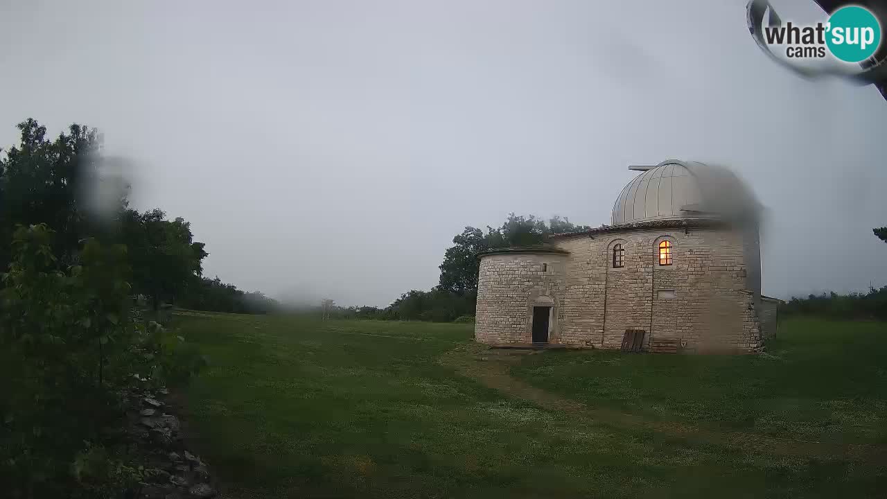 Višnjan Observatory Webcam: Gaze into the Cosmos from Istria, Croatia