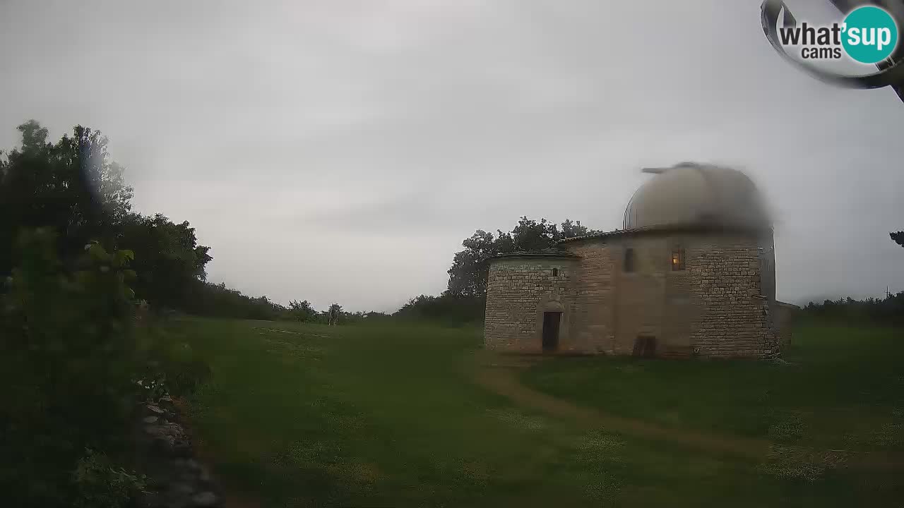 Višnjan Observatory Webcam: Gaze into the Cosmos from Istria, Croatia